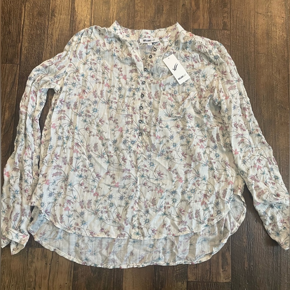 Floral long-sleeve blouse